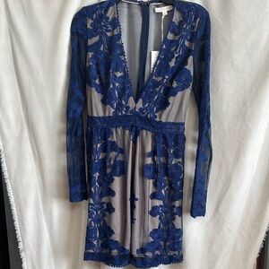 Elegant Blue Lace Dress